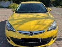 Gebraucht Opel Astra GTC Edition 179 PS (131 kW) 2011 Gelb Limousine