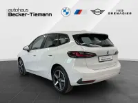 Gebraucht BMW 223 Active Tourer Sport Line 204 PS (150 kW) 2023 Alpinweiß uni Van / Kleinbus