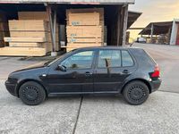 Gebraucht VW Golf IV 75 PS (55 kW) 2002 Schwarz Kleinwagen