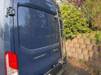 Second-hand Ford Transit 170 CP (125 kW) 2018 Albastru Monovolum