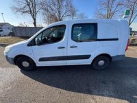 Gebraucht Peugeot Partner 90 PS (66 kW) 2011 Blanc banquise Van / Kleinbus