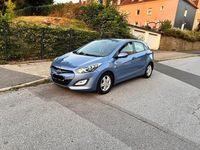 Gebraucht Hyundai i30 Classic 90 PS (66 kW) 2012 Blau Limousine