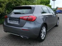 Gebraucht Mercedes A160 Business 109 PS (80 kW) 2020 Mountaingrau  met. Kleinwagen