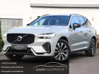 Gebraucht Volvo XC60 Plus 197 PS (144 kW) 2023 Vapour grey / metallic SUV