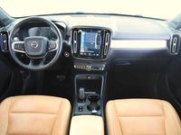 Second-hand Volvo XC40 Momentum 150 CP (110 kW) 2019 Negru SUV