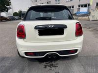 Gebraucht Mini Cooper S 192 PS (141 kW) 2016 Weiß Kleinwagen