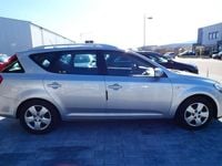 Gebraucht Kia Ceed Sportswagon Vision 90 PS (66 kW) 2011 Kirunasilber met. Kombi