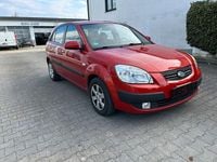 Gebraucht Kia Rio Vision 97 PS (71 kW) 2009 Rot Limousine