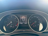 Second-hand VW Passat 150 CP (110 kW) 2015 Argintiu Break