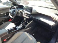 Gebraucht Peugeot 2008 Allure 131 PS (96 kW) 2024 Noir perla nera SUV