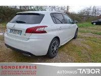 Gebraucht Peugeot 308 Style 110 PS (80 kW) 2017 Lack weiss perlglänzend/metall Limousine