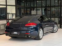 Gebraucht Porsche Panamera Edition 300 PS (220 kW) 2015 Blau Kleinwagen