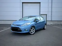 Gebraucht Ford Fiesta Titanium 95 PS (69 kW) 2011 Blau Limousine