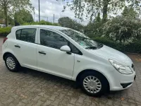 Gebraucht Opel Corsa Selection 69 PS (50 kW) 2010 Casabl/arctic/eisweiss/kaolin Kleinwagen