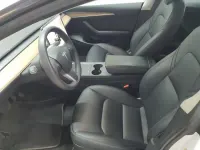 Second-hand Tesla Model 3 366 kW (498 CP) 2022 Alb Berlinǎ