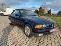 Gebraucht BMW 320 Cabriolet 150 PS (110 kW) 1995 Blau Cabrio