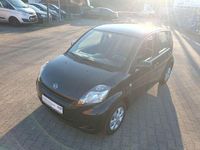 Gebraucht Daihatsu Sirion 69 PS (50 kW) 2011 Schwarz Kleinwagen
