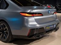 Gebraucht BMW M760e 571 PS (419 kW) 2023 Grau Limousine