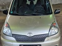 Gebraucht Toyota Yaris Verso Luna 86 PS (63 kW) 2001 Gold Van / Kleinbus