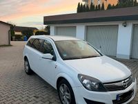 Second-hand Opel Astra 110 CP (80 kW) 2010 Alb Break