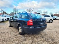 Gebraucht Skoda Octavia Ambiente 116 PS (85 kW) 2008 Schwarz Kombi