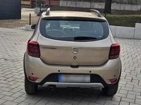 Gebraucht Dacia Sandero Prestige 101 PS (74 kW) 2020 Gold Kleinwagen