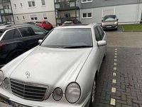 Gebraucht Mercedes E200 Elegance 136 PS (100 kW) 2000 Limousine