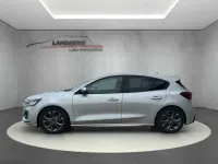 Gebraucht Ford Focus ST-Line 116 PS (85 kW) 2025 Polarsilber metallic (metallic) Limousine