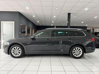 Gebraucht VW Passat Business 150 PS (110 kW) 2020 Grau Kombi
