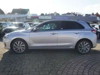 Gebraucht Hyundai i30 Passion Plus 140 PS (102 kW) 2019 Silber Limousine