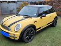 Second-hand Mini Cooper 116 CP (85 kW) 2002 Galben Hatchback