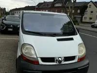 Gebraucht Renault Trafic 98 PS (72 kW) 2004 Weiß Van / Kleinbus