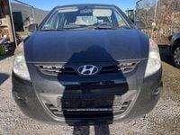 Gebraucht Hyundai i20 Edition 77 PS (56 kW) 2012 Schwarz Kleinwagen