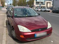 Gebraucht Ford Focus 116 PS (85 kW) 1999 Rot Limousine