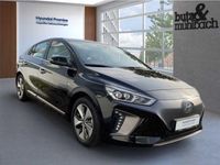 Gebraucht Hyundai Ioniq Premium 88 kW (120 PS) 2019 Phantom black Kleinwagen