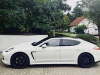 Gebraucht Porsche Panamera 400 PS (294 kW) 2011 Weiß Kleinwagen