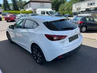 Gebraucht Mazda 3 Nakama 105 PS (77 kW) 2016 Weiß Limousine