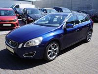 Gebraucht Volvo V60 Ocean Race 114 PS (83 kW) 2013 Blau Kombi