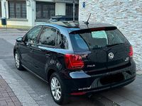 Gebraucht VW Polo LOUNGE 90 PS (66 kW) 2015 Schwarz Kleinwagen