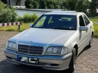 Gebraucht Mercedes C180 122 PS (89 kW) 1998 Silber Limousine