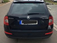 Gebraucht Skoda Octavia 150 PS (110 kW) 2014 Schwarz Kleinwagen