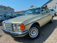 Gebraucht Mercedes 230 136 PS (100 kW) 1983 Grün Coupé