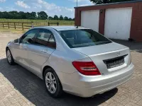 Gebraucht Mercedes C200 136 PS (100 kW) 2012 Silber Limousine
