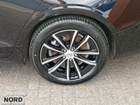 Gebraucht Volvo V60 Plus 398 PS (292 kW) 2024 Schwarz Kombi