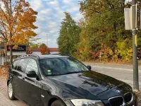 Gebraucht BMW 320 177 PS (130 kW) 2009 Schwarz Kombi