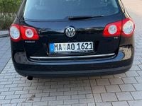 Gebraucht VW Passat Highline 122 PS (89 kW) 2009 Schwarz Kombi