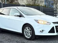 Usado Ford Focus Titanium 125 CV (91 kW) 2014 Blanco Familiar