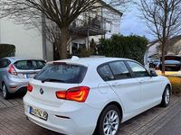 Gebraucht BMW 116 Advantage 116 PS (85 kW) 2017 Weiß Kleinwagen