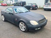 Gebraucht Mercedes SLK200 193 PS (141 kW) 2000 Schwarz Cabrio