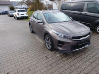 Używany Kia XCeed Vision 160 KM (117 kW) 2021 Złoty SUV